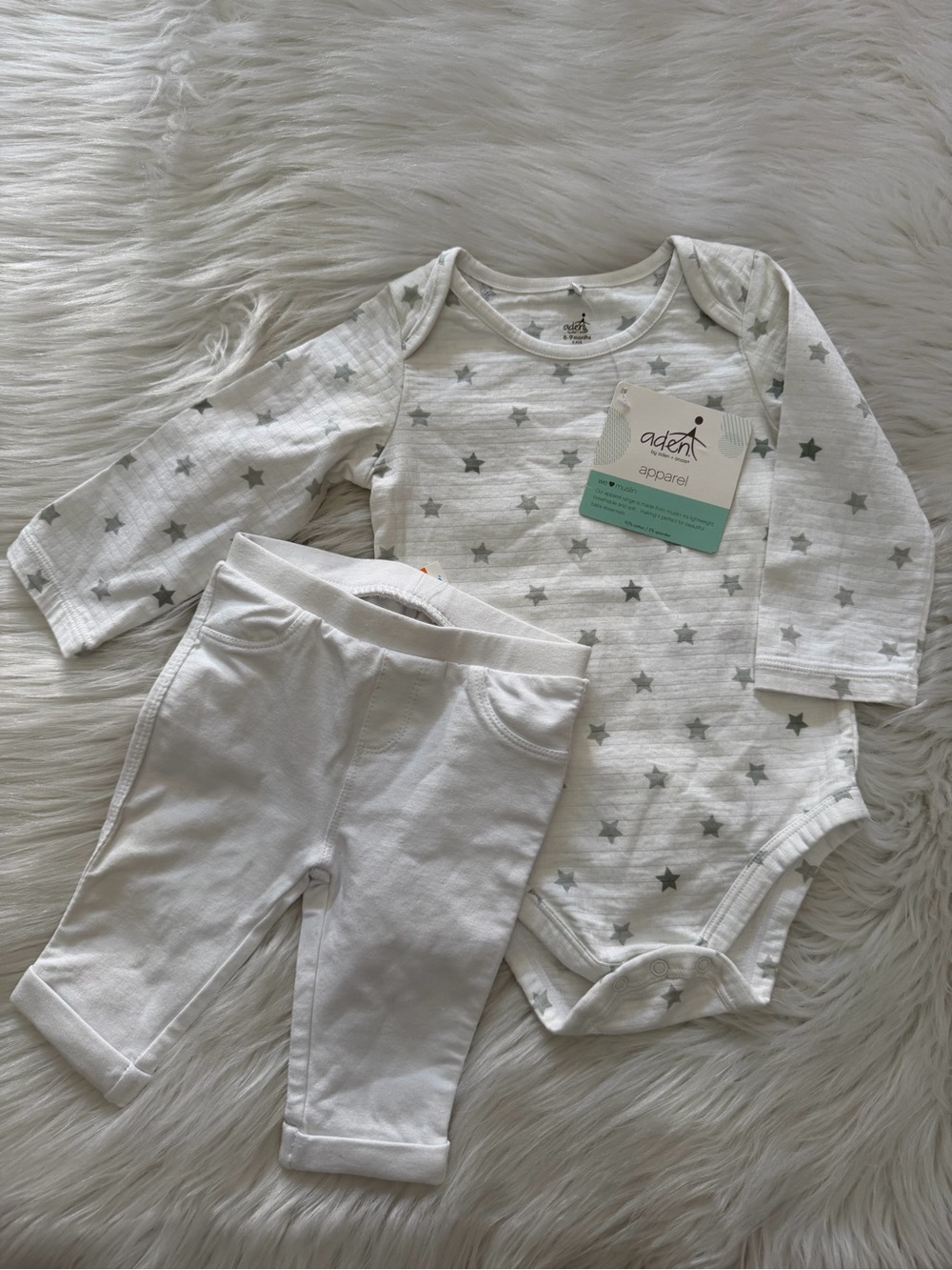 aden + anais White Star Bodysuit & Koala kids white pants Sz 6-9months
